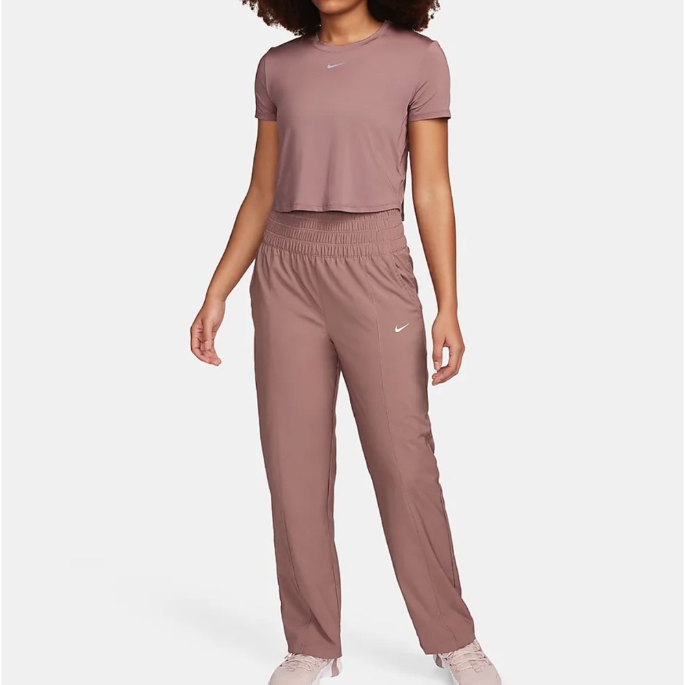 Nike Dri-Fit One Women’s ultra high waisted pants